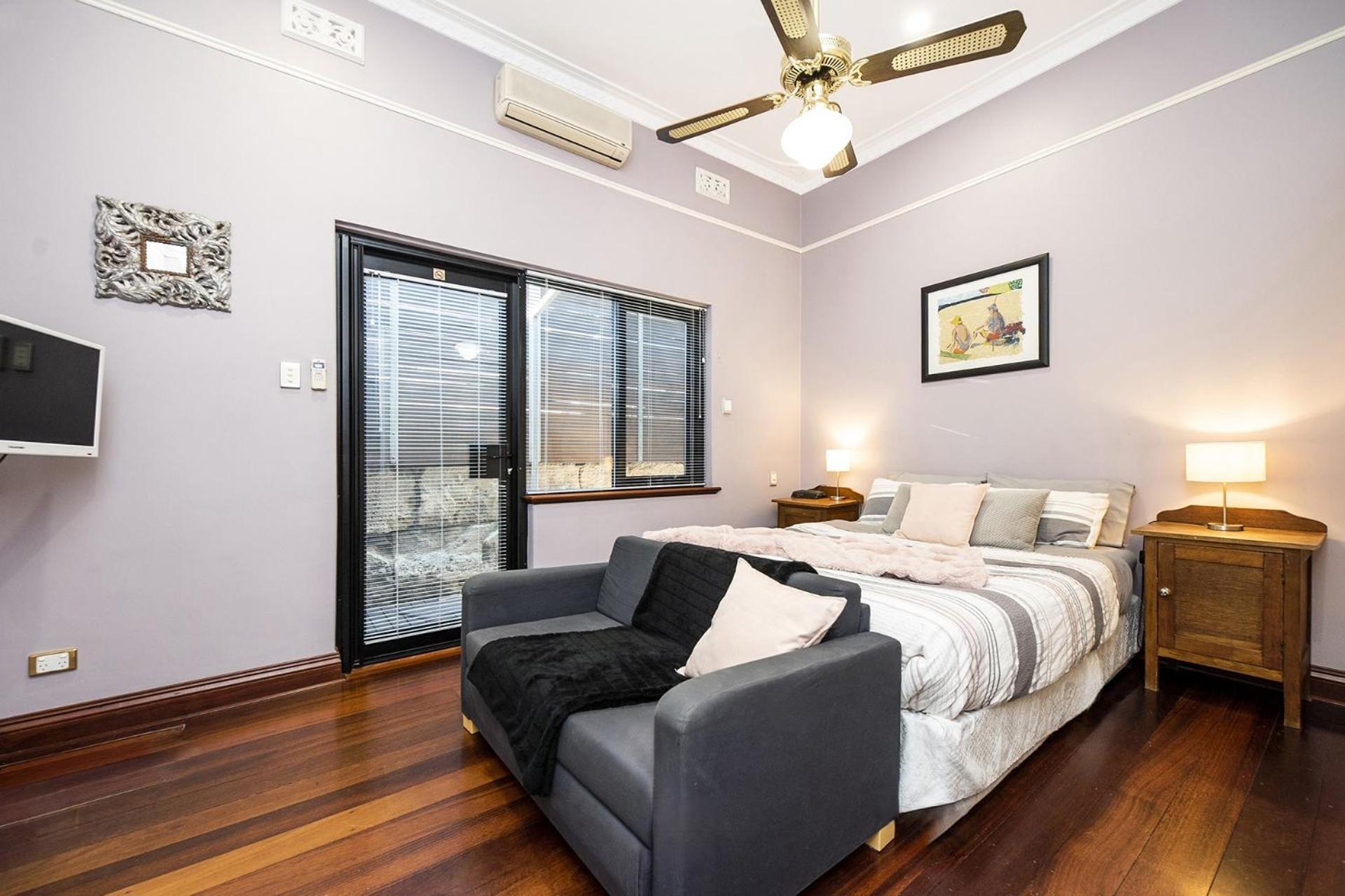 Dawson Accommodation Fremantle Exterior photo