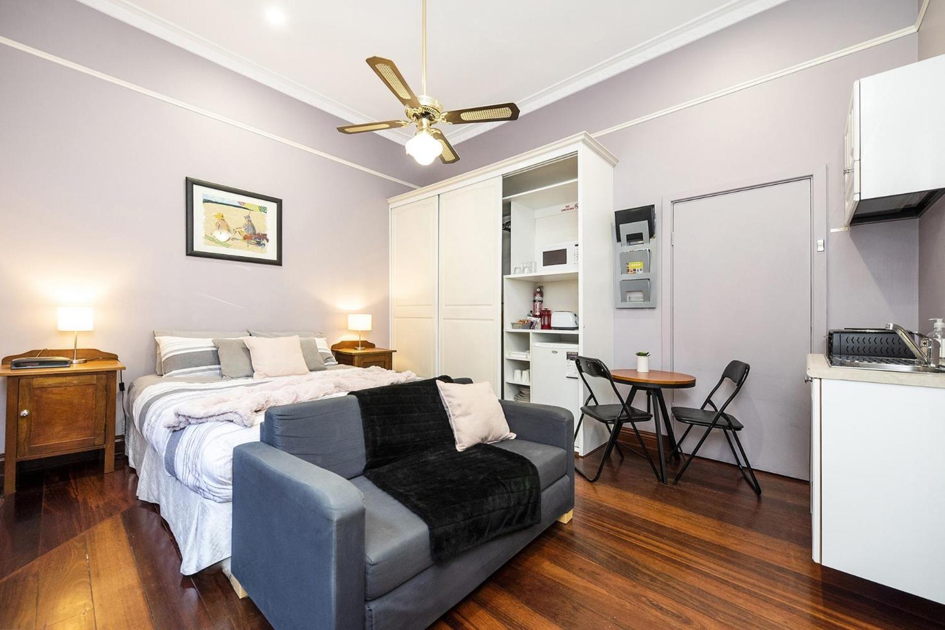 Dawson Accommodation Fremantle Exterior photo